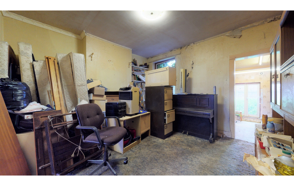 Rockingham Road, Uxbridge, Middlesex, UB8 2UA