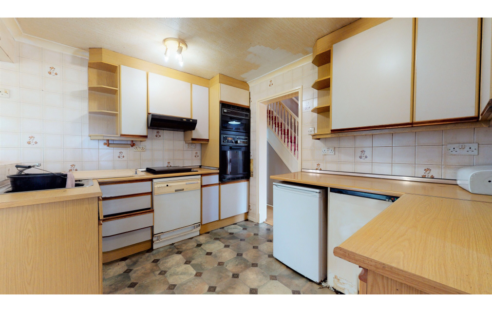 Chaplin Crescent, Sunbury-on-Thames, Middlesex, TW16 7JD