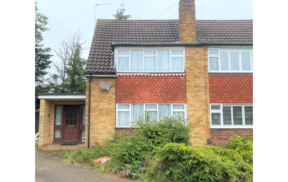 Chaplin Crescent, Sunbury-on-Thames, Middlesex, TW16 7JD
