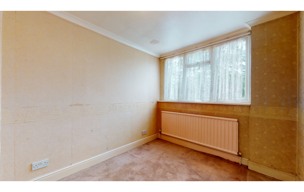 Chaplin Crescent, Sunbury-on-Thames, Middlesex, TW16 7JD