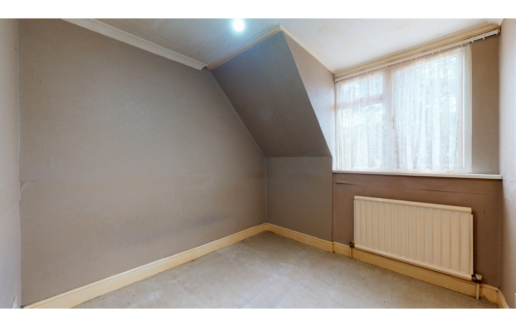 Chaplin Crescent, Sunbury-on-Thames, Middlesex, TW16 7JD