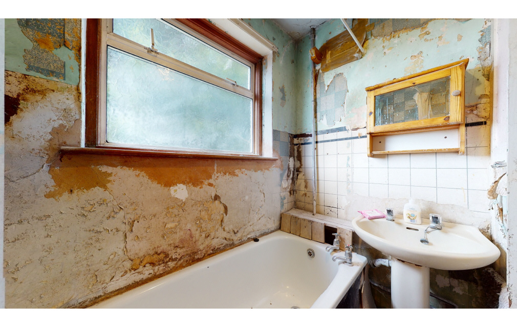 Hatch Lane, Harmondsworth, West Drayton, Middlesex, UB7 0AZ