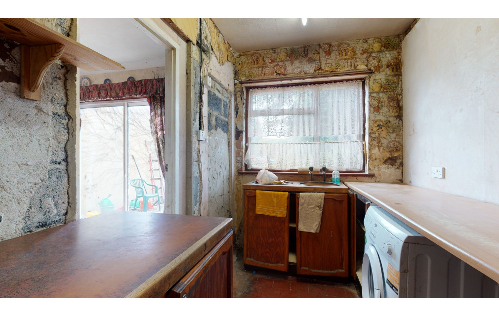 Hatch Lane, Harmondsworth, West Drayton, Middlesex, UB7 0AZ