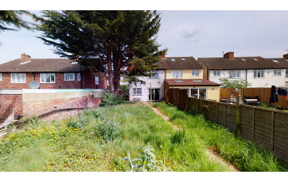 Hatch Lane, Harmondsworth, West Drayton, Middlesex, UB7 0AZ