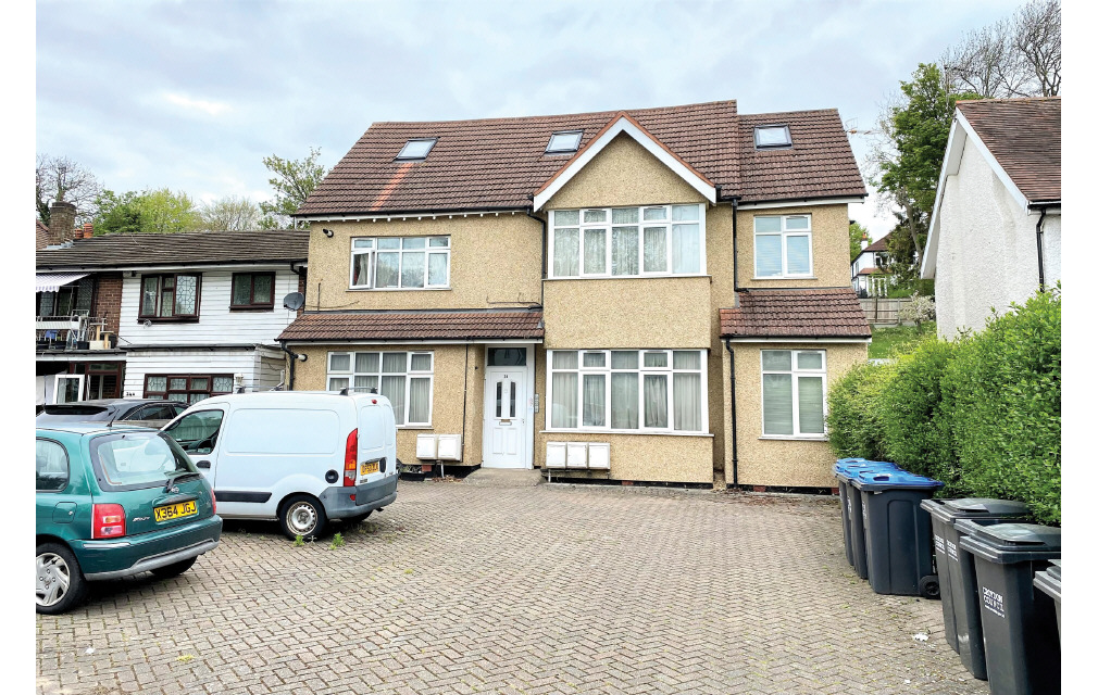 Brighton Road, Coulsdon, Croydon, CR5 2BA