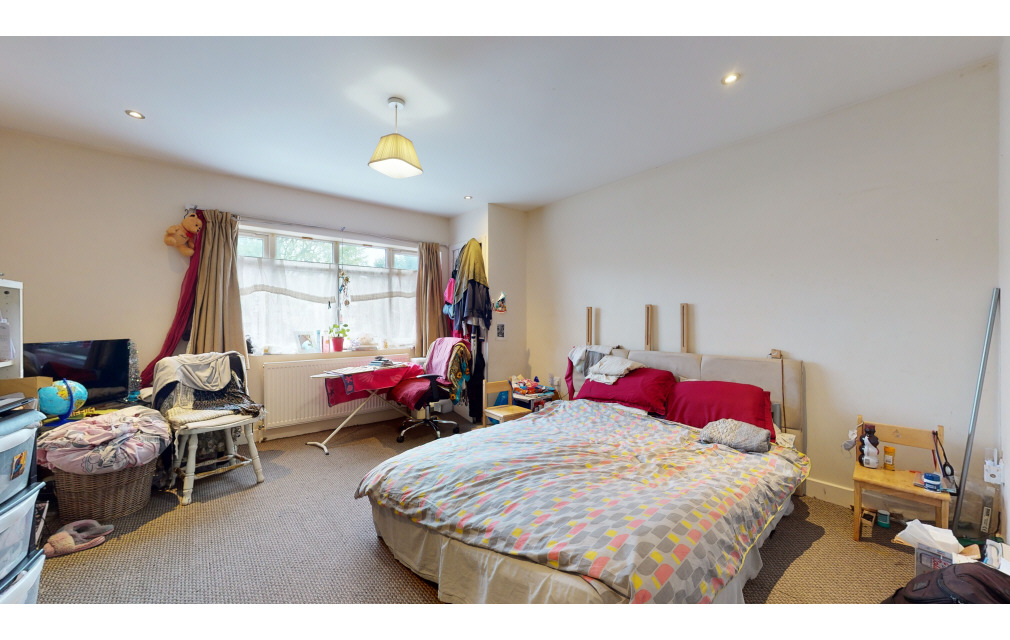 Brighton Road, Coulsdon, Croydon, CR5 2BA