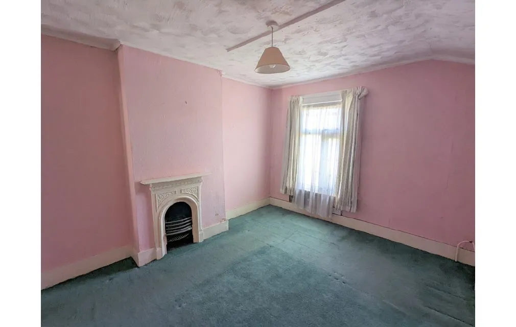 Burlington Road, Thornton Heath, Surrey, CR7 8PG
