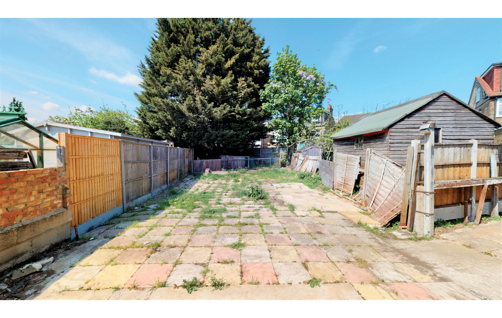 Alberta Road, Enfield, Middlesex, EN1 1JB