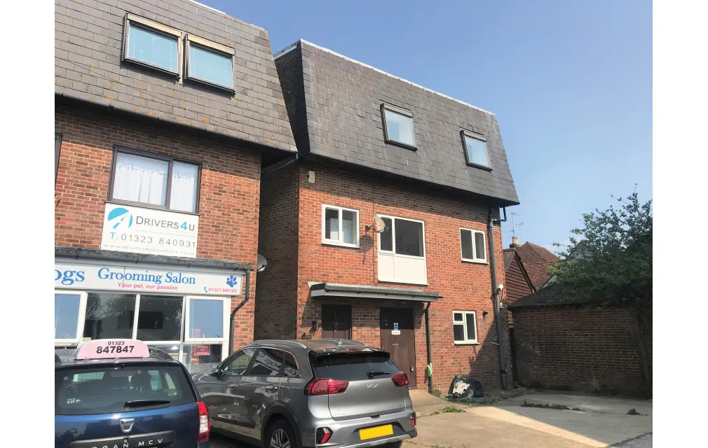 George Street, Hailsham, East Sussex, BN27 1AD