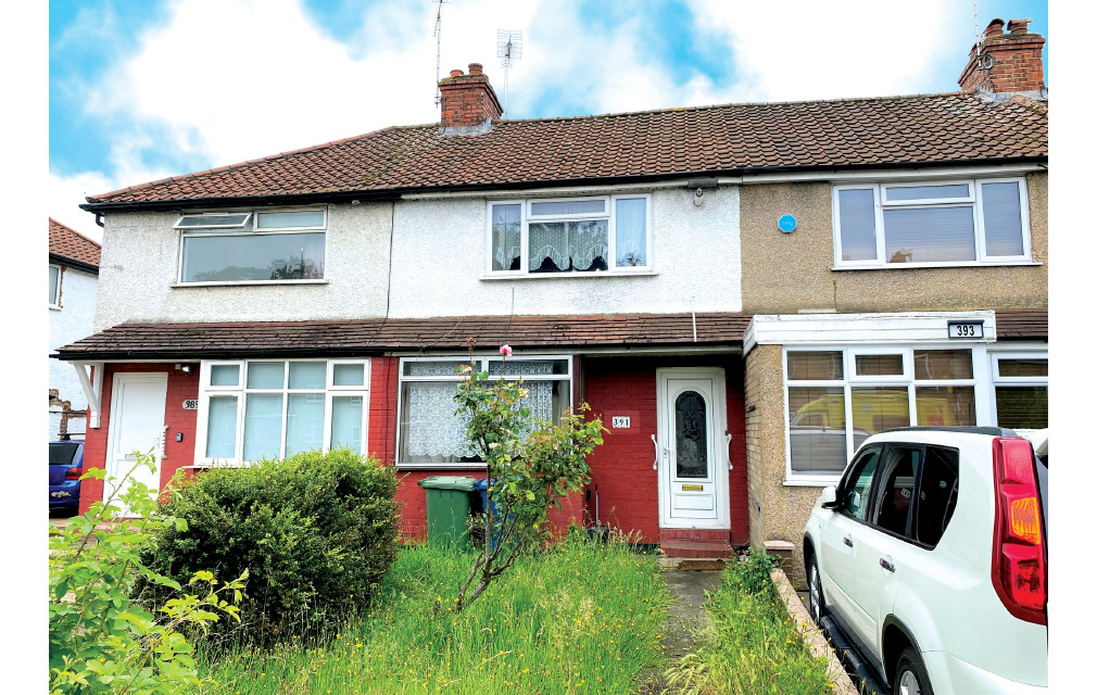 Eastcote Lane, Harrow, Middlesex, HA2 8SD