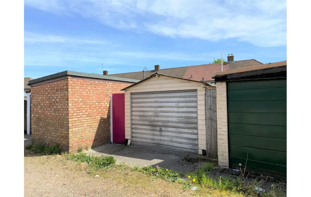 Trafalgar Road, Rainham, Essex, RM13 8AR