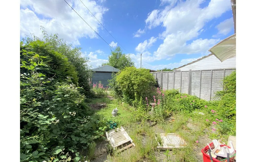 Marston Avenue, Swindon, Wiltshire, SN2 5EN