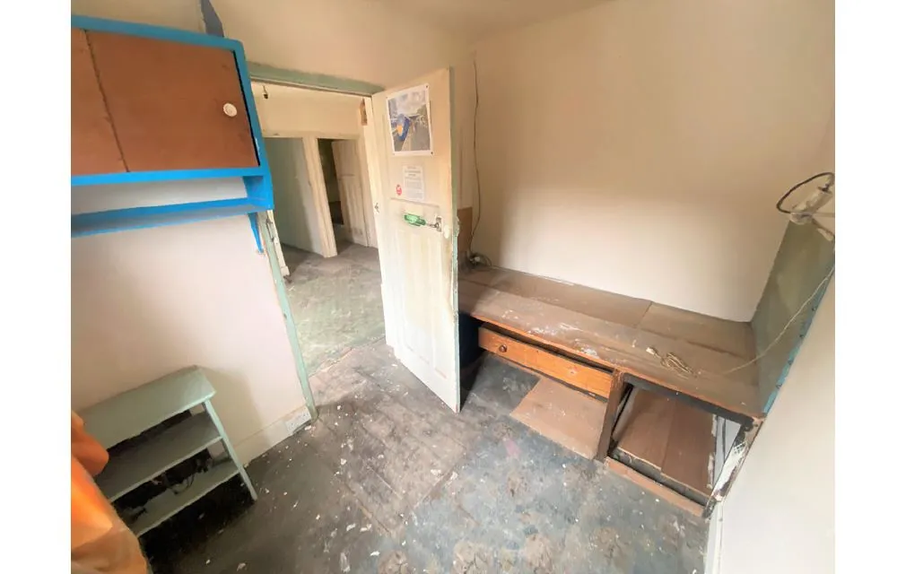 Garlands Road, Redhill, Surrey, RH1 6NT