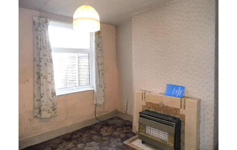 Holliers Walk, Hinckley, Leicestershire, LE10 1QW