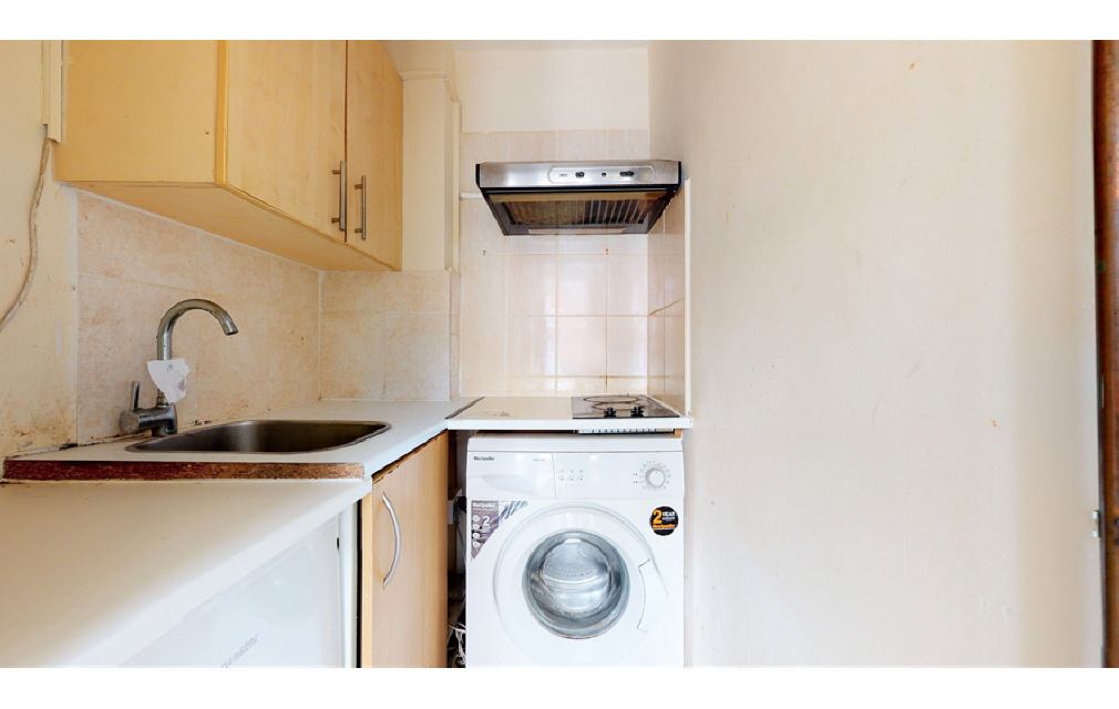 Westwood Road, Ilford, Essex, IG3 8SD