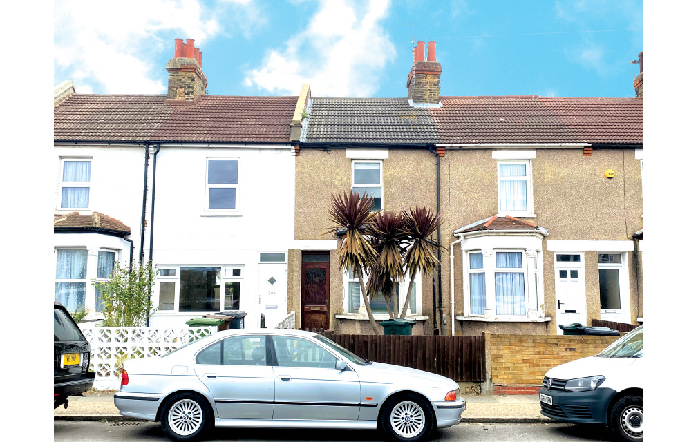 St. Vincents Road, Dartford, Kent, DA1 1UX