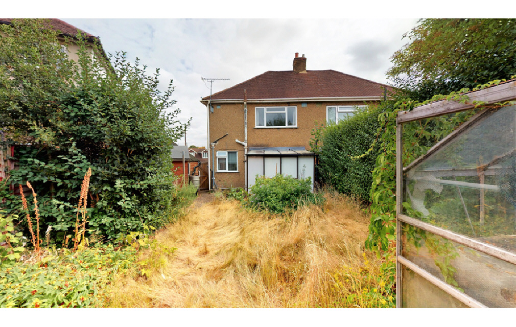 Mayflower Road, Park Street, St. Albans, Hertfordshire, AL2 2QP