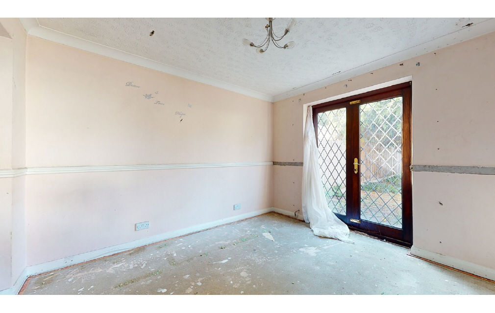 Hook Road, Epsom, Surrey, KT19 8QU