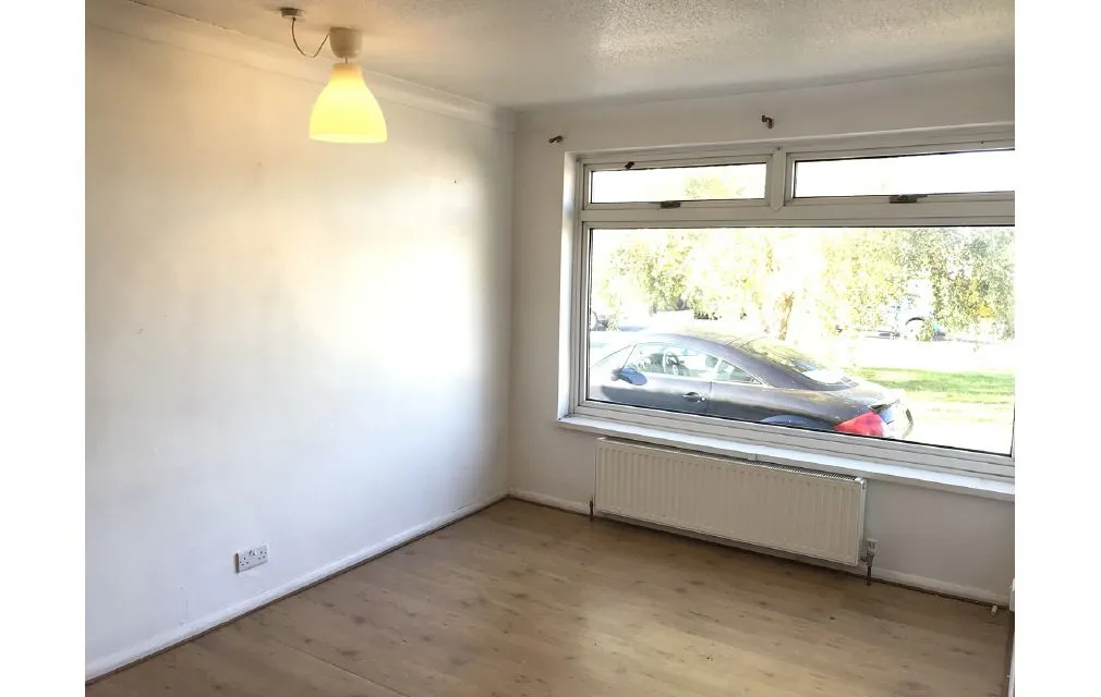 Kendal Close, Hullbridge, Hockley, Essex, SS5 6DW