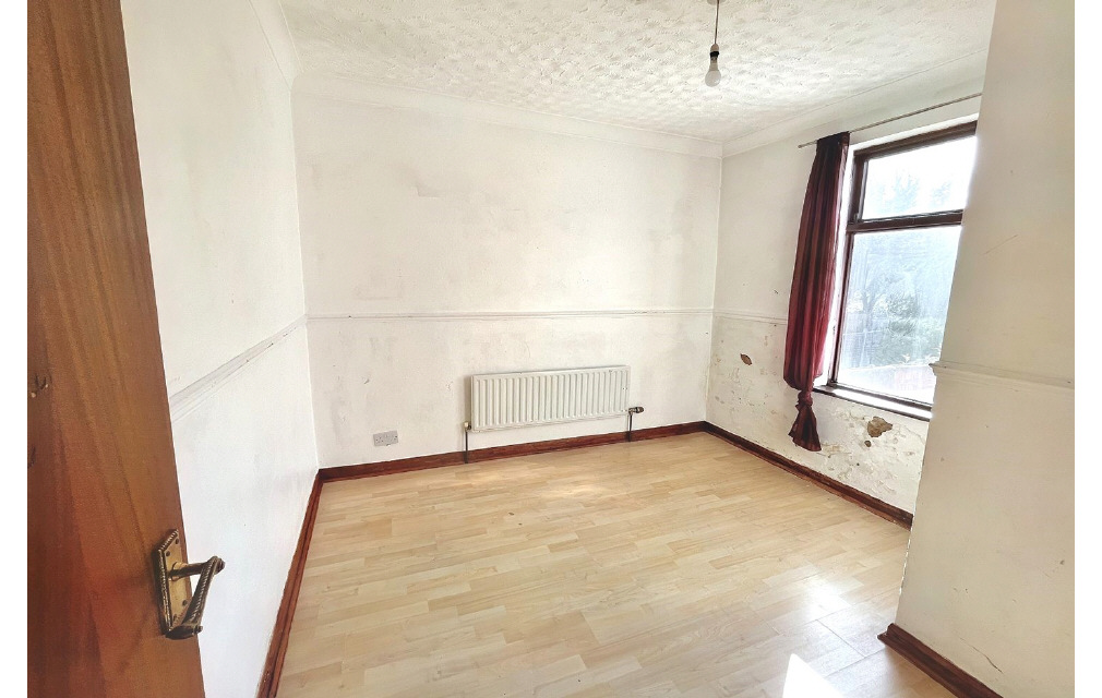 Saxton Street, Gillingham, Kent, ME7 5EG
