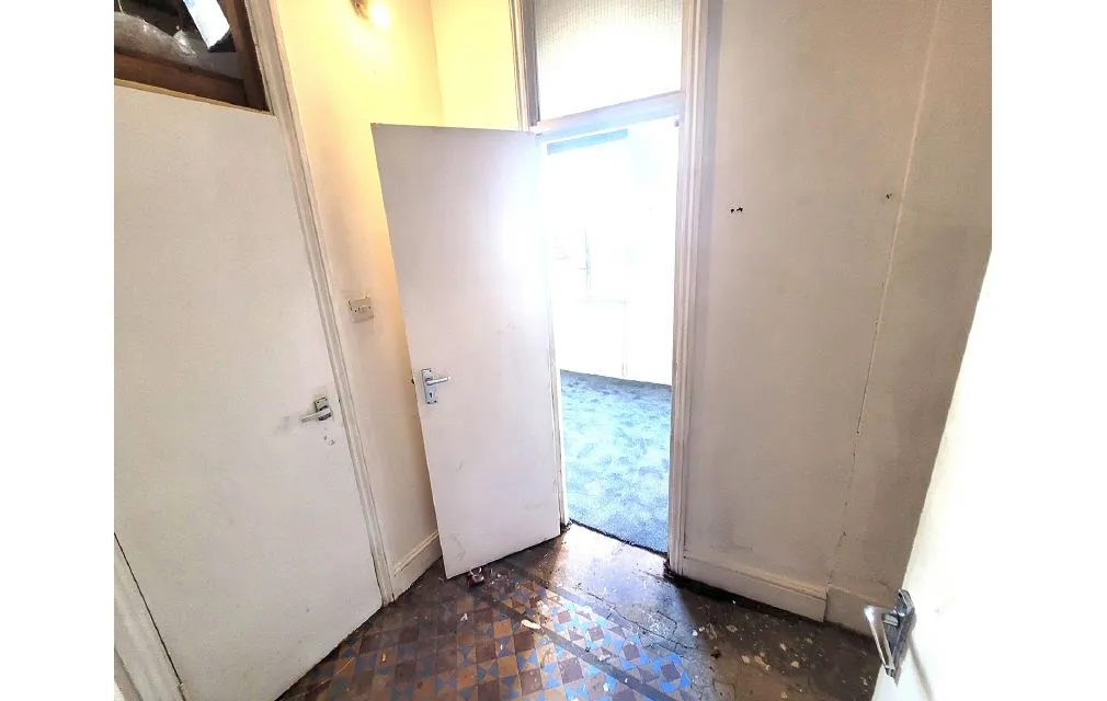 Redcliffe Gardens, London, SW10 9BG