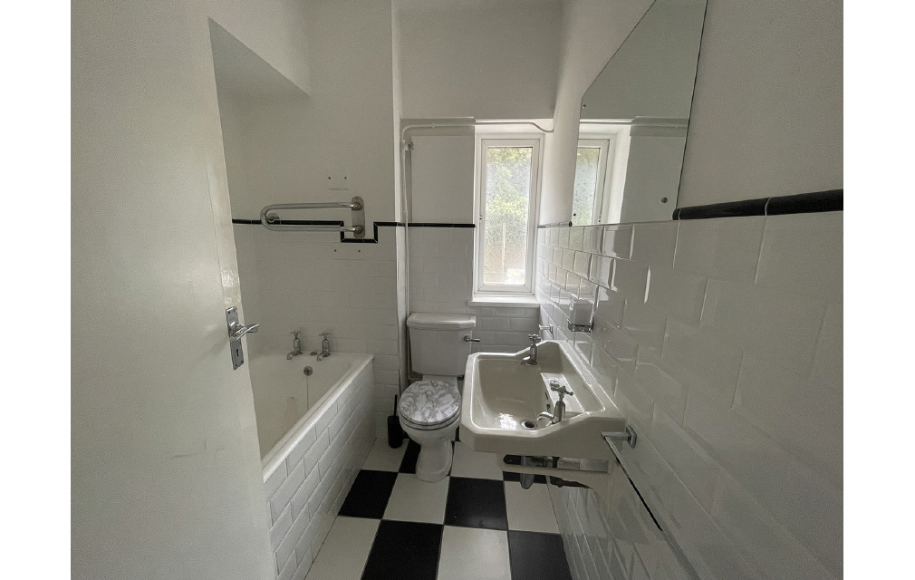 Marine Court, St. Leonards-on-Sea, East Sussex, TN38 0DN