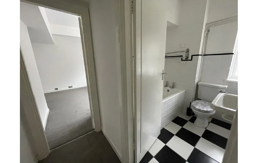 Marine Court, St. Leonards-on-Sea, East Sussex, TN38 0DN