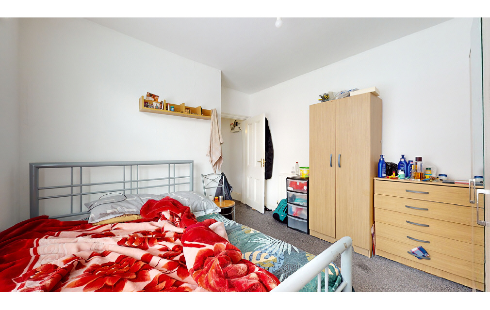 Barking Road, London, Newham, E6 3BP
