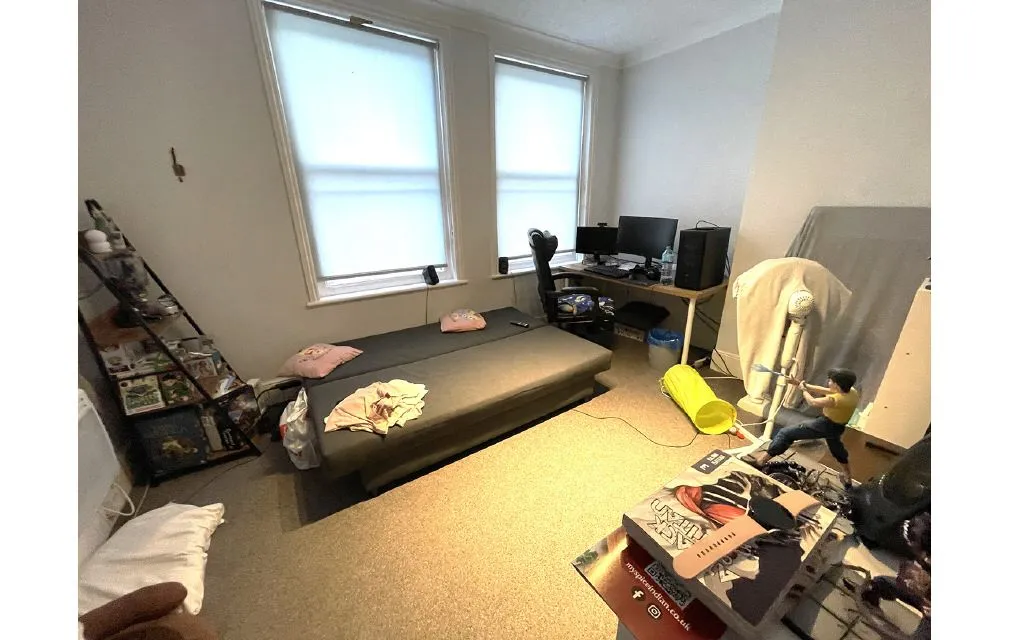 Cann Hall Road, London, E11 3NL