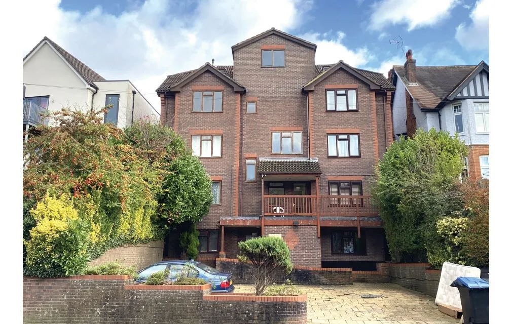 Mulberry Court, Croydon Road, Caterham, Surrey, CR3 6QD
