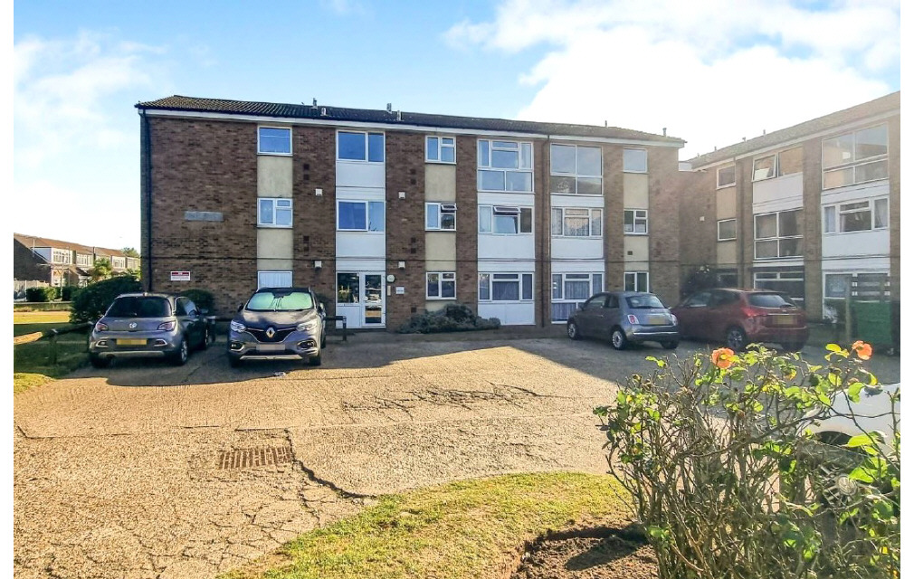 Colne Court, East Tilbury, Tilbury, Essex, RM18 8RE