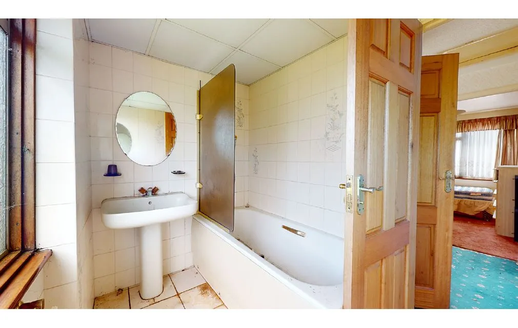 Dunster Crescent, Hornchurch, Essex, RM11 3QD