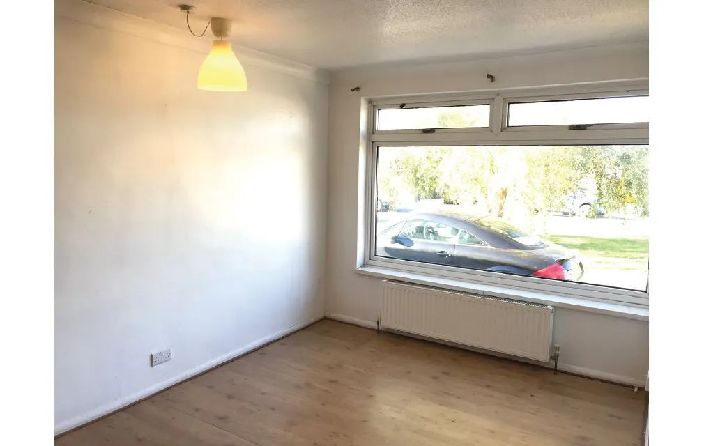 Kendal Close, Hullbridge, Hockley, Essex, SS5 6DW