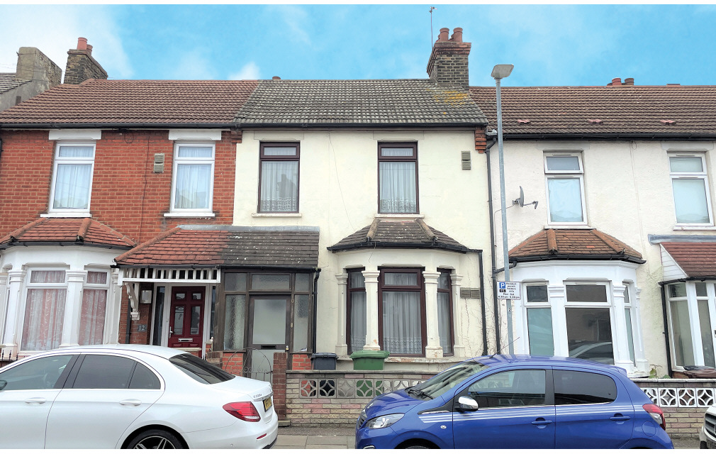 Essex Road, Barking, Essex, IG11 7QL