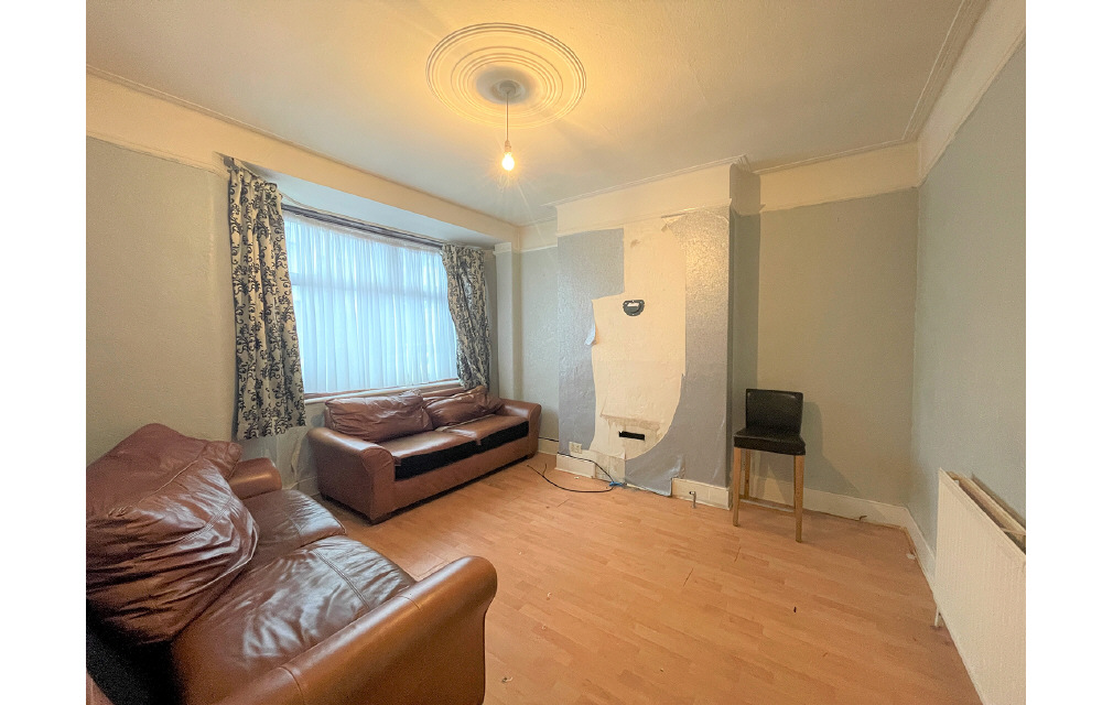Dowsett Road, London, N17 9DL
