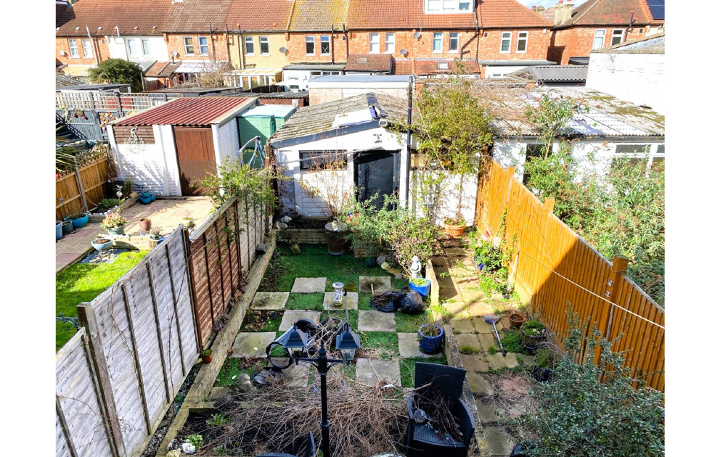 Alderton Road, Croydon, Surrey, CR0 6HJ