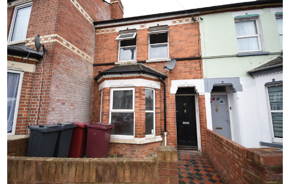 Salisbury Road, Reading, Berkshire, RG30 1BL