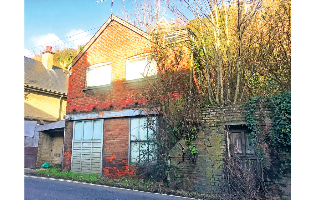 South Undercliff, Rye, East Sussex, TN31 7HN