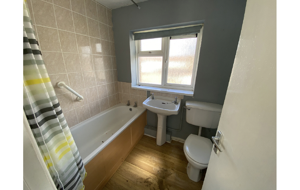 Barken Road, Chippenham, Wiltshire, SN14 0JY