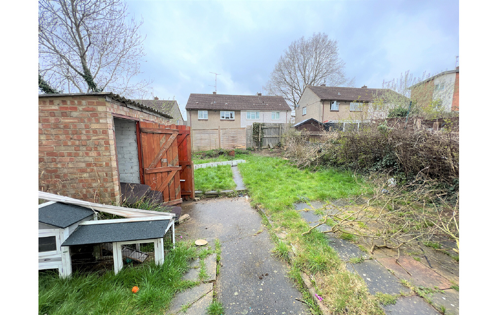 Sedbergh Road, Corby, Northamptonshire, NN18 0NT