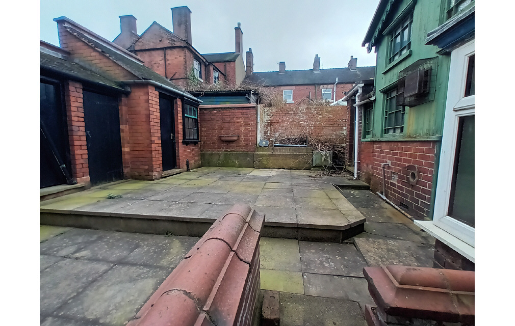 Buxton Road, Leek, Staffordshire, ST13 6EE