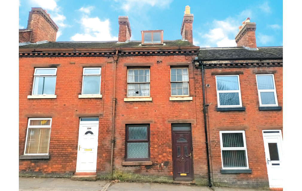 Buxton Road, Leek, Staffordshire, ST13 6EE