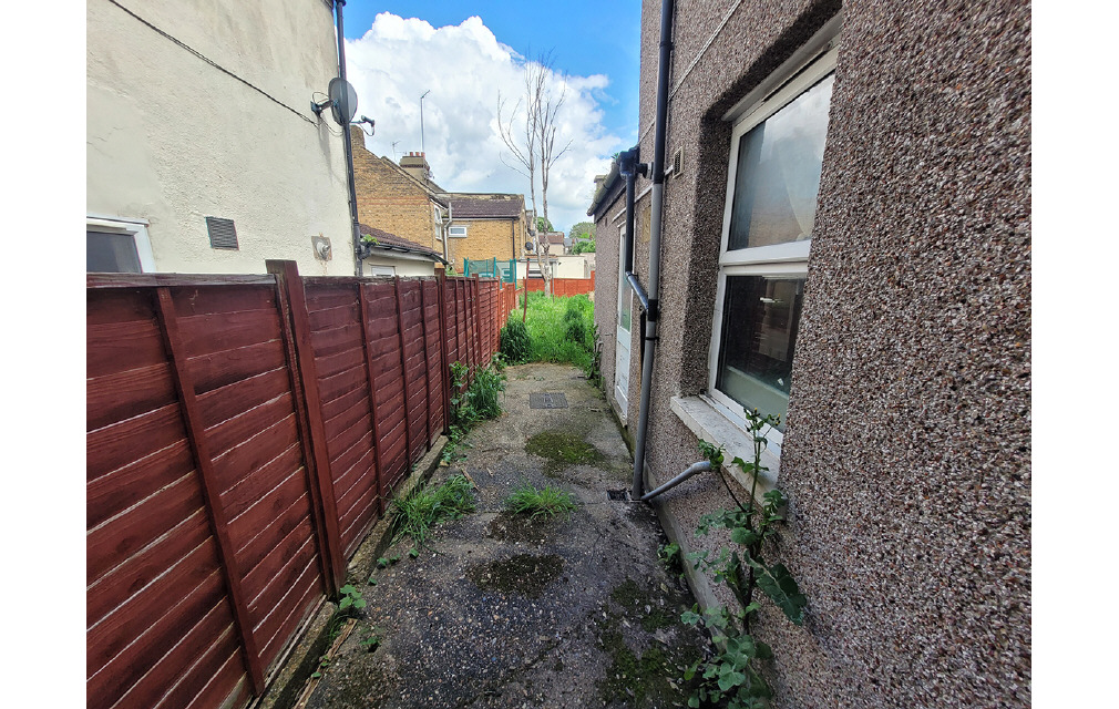 Kashgar Road, London, SE18 1HW
