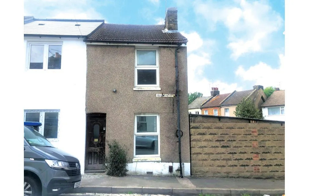 Elliott Street, Gravesend, Kent, DA12 2JP