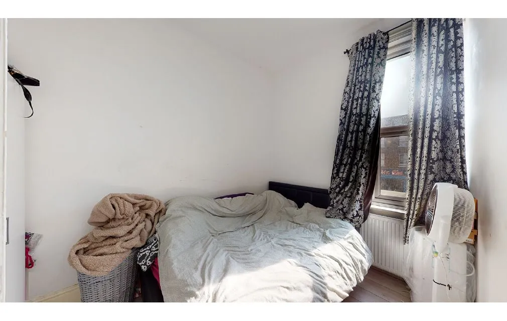 Barking Road, London, Newham, E13 8EE