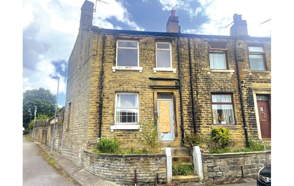 Armitage Street, Primrose Hill, Huddersfield, West Yorkshire, HD4 6AJ