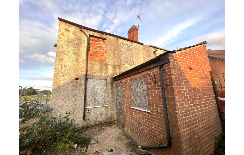 Alfreton Road, Pinxton, Nottingham, Nottinghamshire, NG16 6JZ