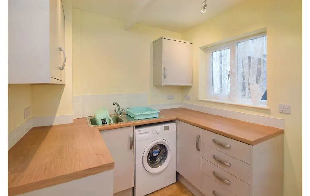 Spring Cottage Road, Overseal, Swadlincote, Derbyshire, DE12 6ND