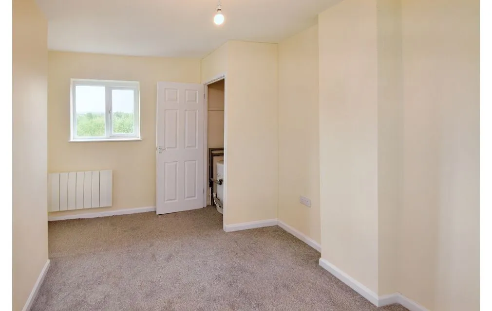 Spring Cottage Road, Overseal, Swadlincote, Derbyshire, DE12 6ND