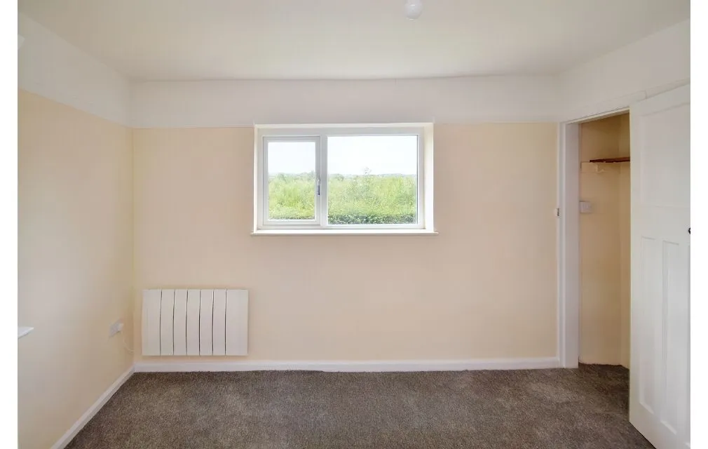 Spring Cottage Road, Overseal, Swadlincote, Derbyshire, DE12 6ND